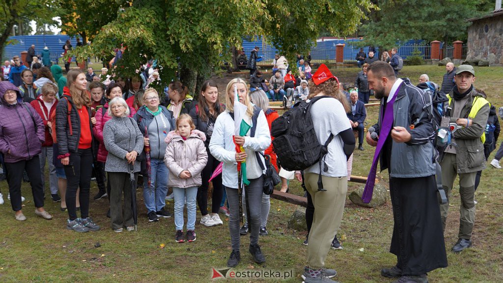 Odpust św. Anny. Pielgrzymka z Ostrołęki do Dąbrówki [11.09.2022] - zdjęcie #52 - eOstroleka.pl
