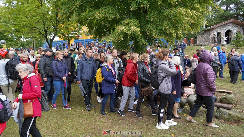 Odpust św. Anny. Pielgrzymka z Ostrołęki do Dąbrówki [11.09.2022] - zdjęcie #41 - eOstroleka.pl