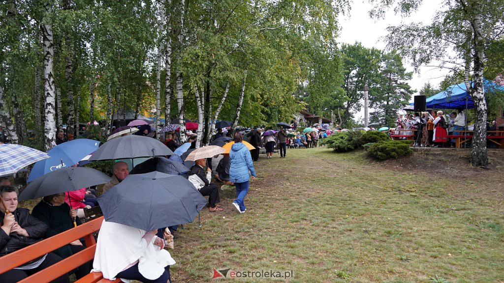 Odpust św. Anny. Pielgrzymka z Ostrołęki do Dąbrówki [11.09.2022] - zdjęcie #11 - eOstroleka.pl