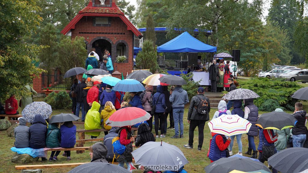 Odpust św. Anny. Pielgrzymka z Ostrołęki do Dąbrówki [11.09.2022] - zdjęcie #7 - eOstroleka.pl