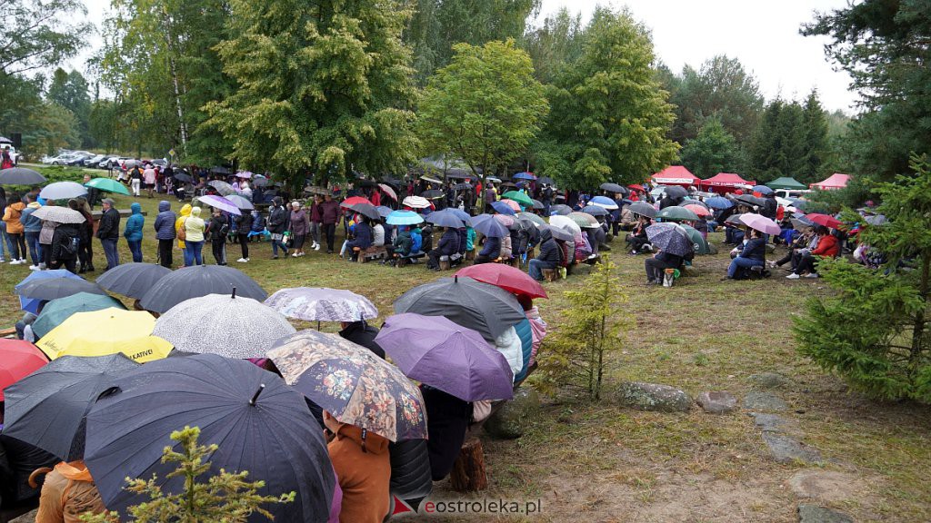 Odpust św. Anny. Pielgrzymka z Ostrołęki do Dąbrówki [11.09.2022] - zdjęcie #3 - eOstroleka.pl