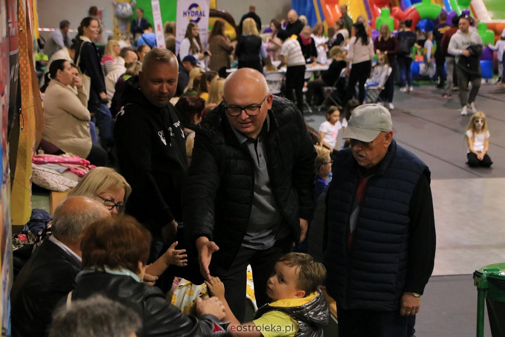 Osiedle Centrum żegna lato. Pogoda nie zdołała popsuć zabawy [11.09.2022] - zdjęcie #20 - eOstroleka.pl
