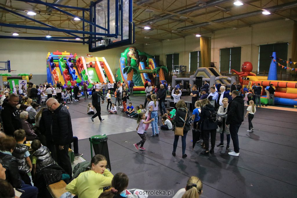 Osiedle Centrum żegna lato. Pogoda nie zdołała popsuć zabawy [11.09.2022] - zdjęcie #17 - eOstroleka.pl