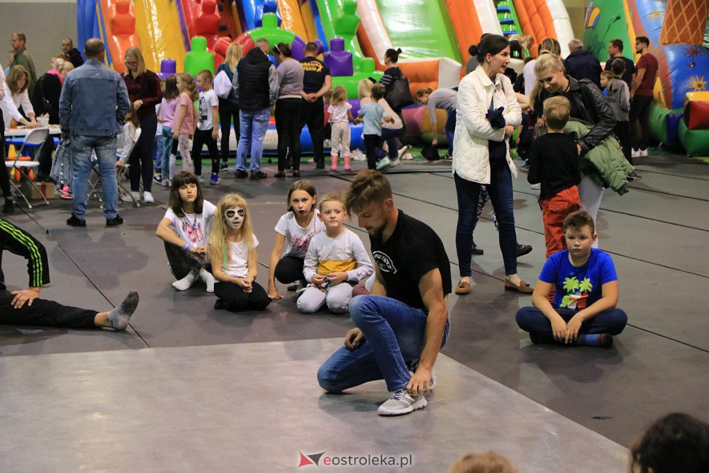 Osiedle Centrum żegna lato. Pogoda nie zdołała popsuć zabawy [11.09.2022] - zdjęcie #13 - eOstroleka.pl