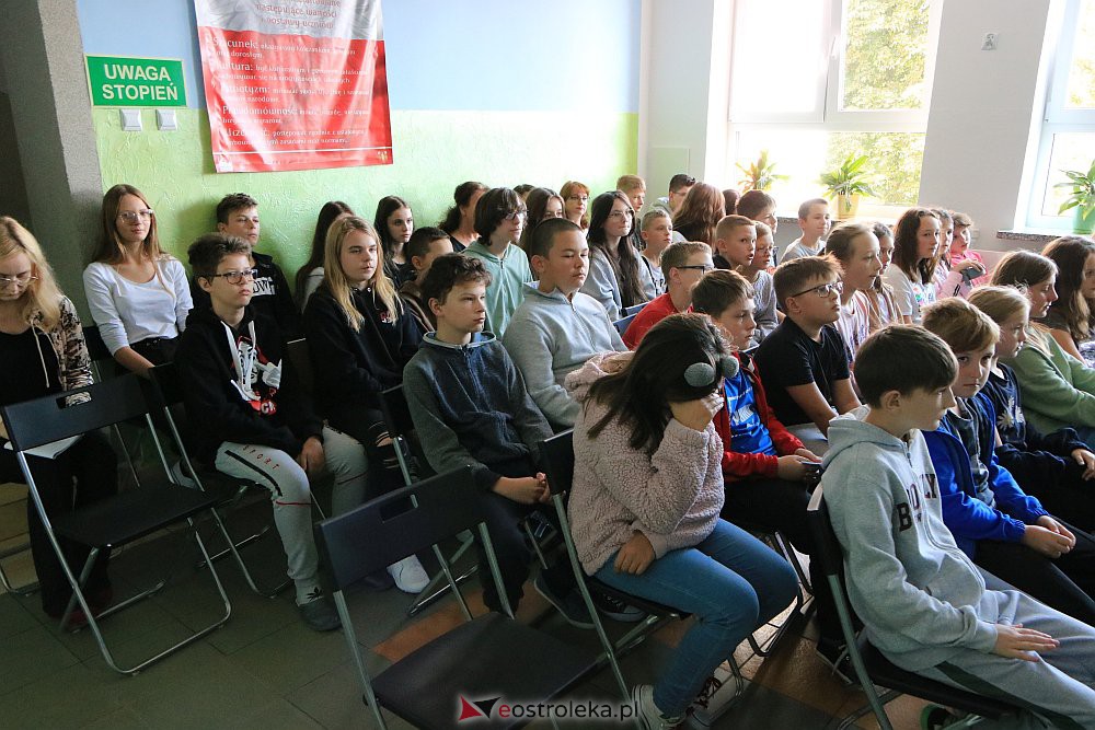 Spotkanie z Sybirakami w Szkole Podstawowej w Ołdakach [15.09.2022] - zdjęcie #4 - eOstroleka.pl