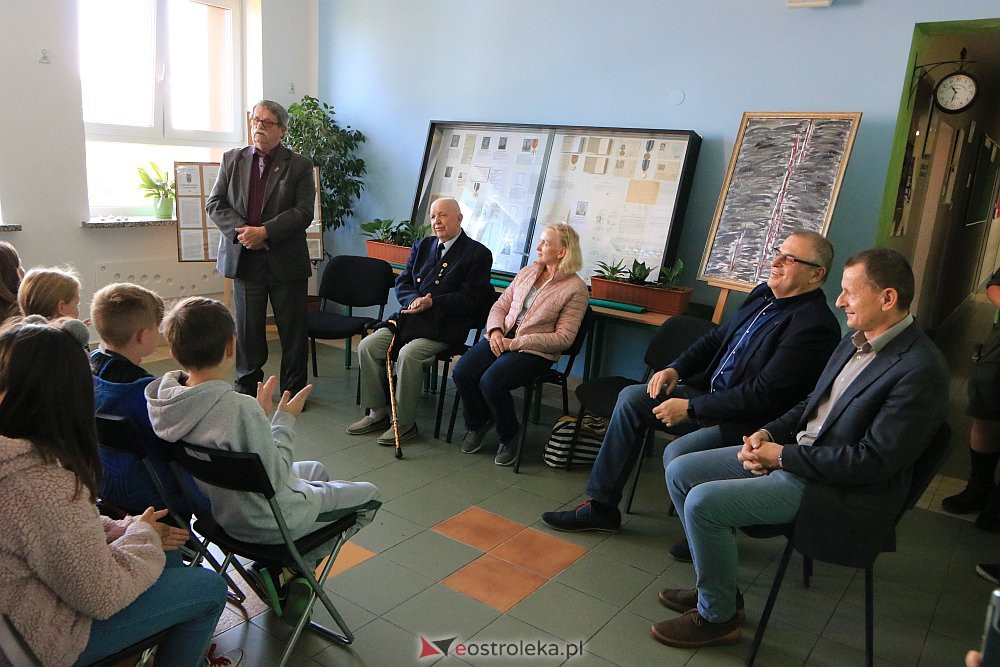 Spotkanie z Sybirakami w Szkole Podstawowej w Ołdakach [15.09.2022] - zdjęcie #13 - eOstroleka.pl