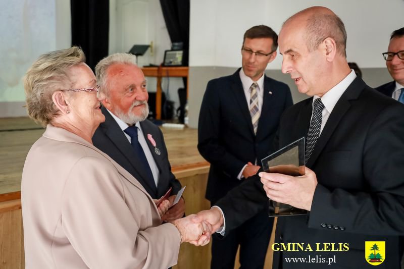 JUBILEUSZE 50-LECIA ZAWARCIA ZWIĄZKU MAŁŻEŃSKIEGO [15.09.2022] - zdjęcie #15 - eOstroleka.pl