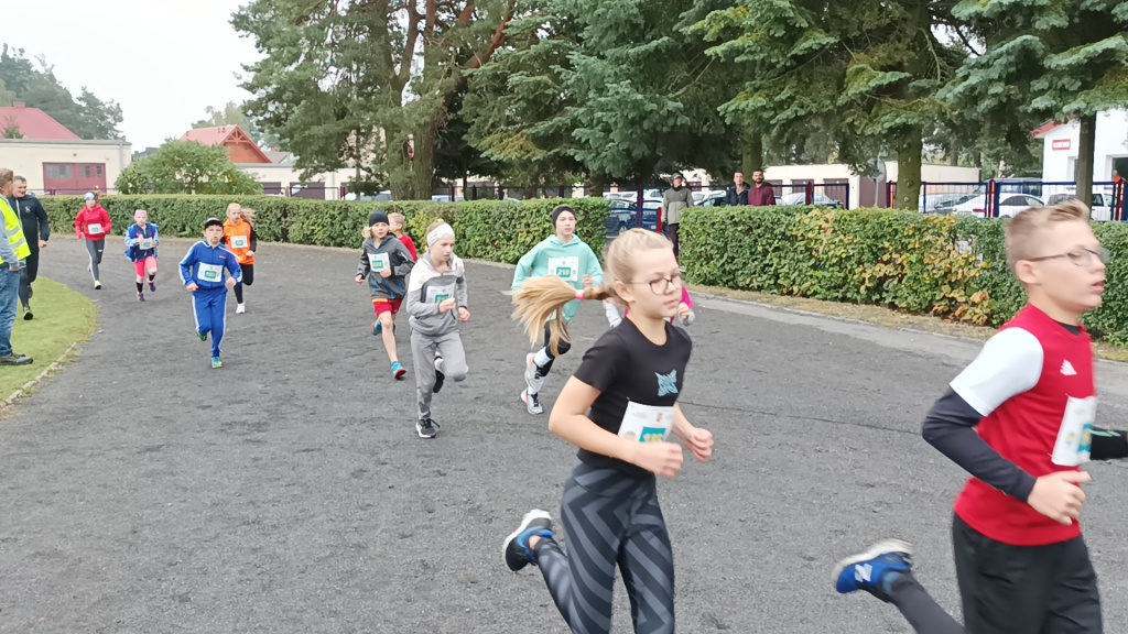 Półmaraton Kurpiowski: biegi dla dzieci [18.09.2022] - zdjęcie #44 - eOstroleka.pl