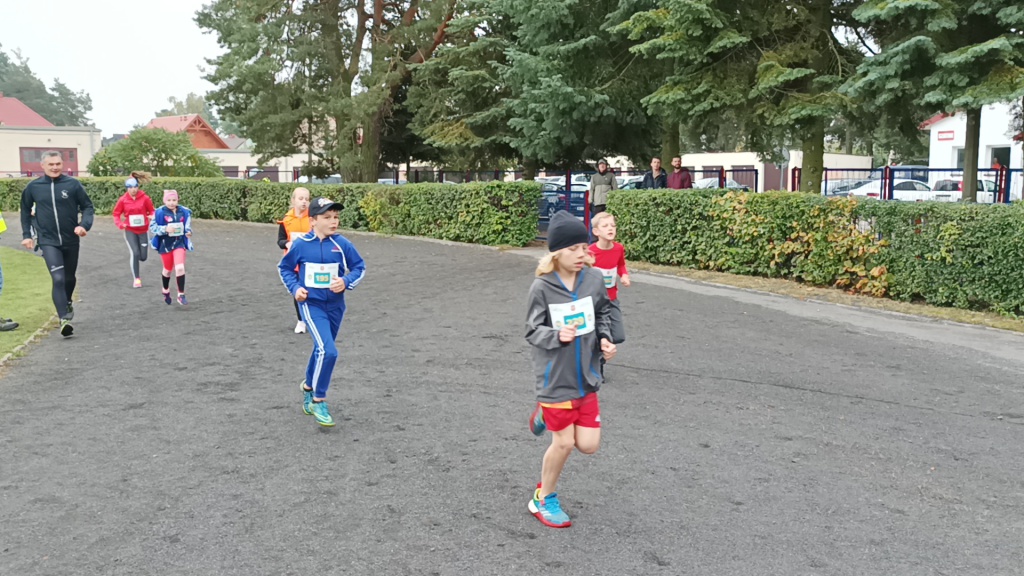 Półmaraton Kurpiowski: biegi dla dzieci [18.09.2022] - zdjęcie #42 - eOstroleka.pl