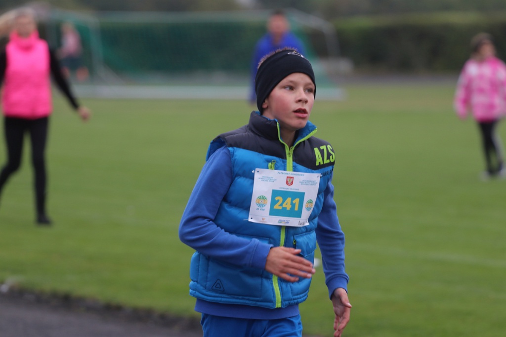 Półmaraton Kurpiowski: biegi dla dzieci [18.09.2022] - zdjęcie #27 - eOstroleka.pl