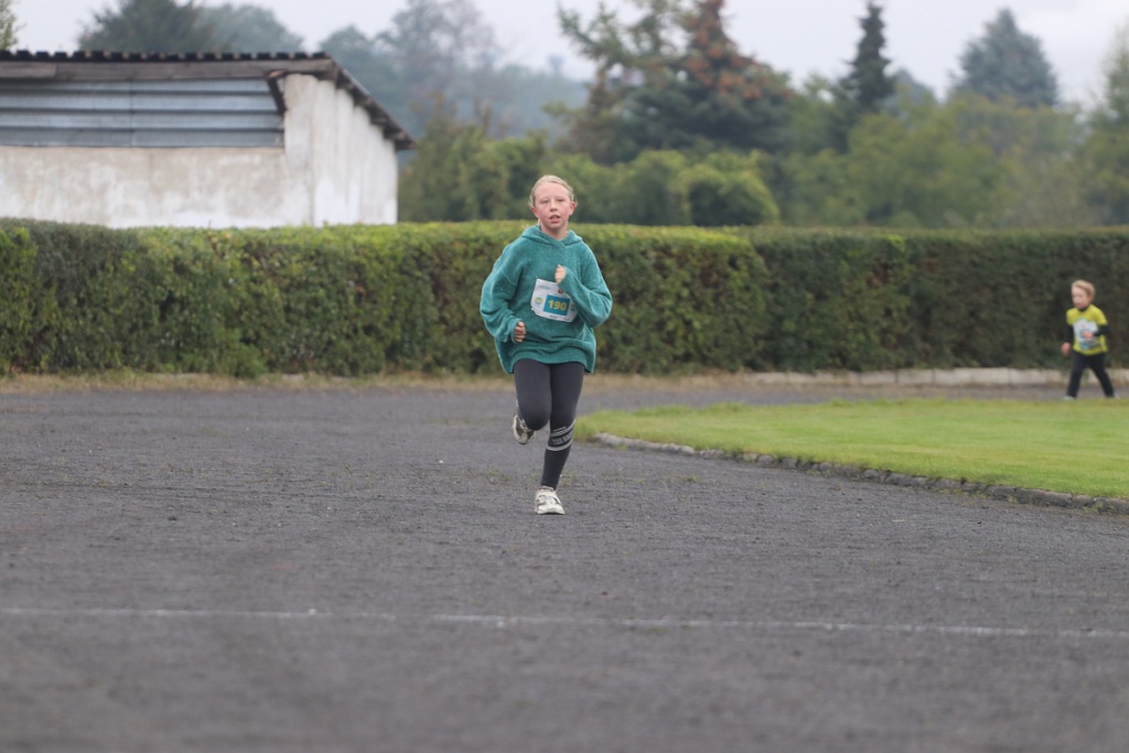 Półmaraton Kurpiowski: biegi dla dzieci [18.09.2022] - zdjęcie #53 - eOstroleka.pl