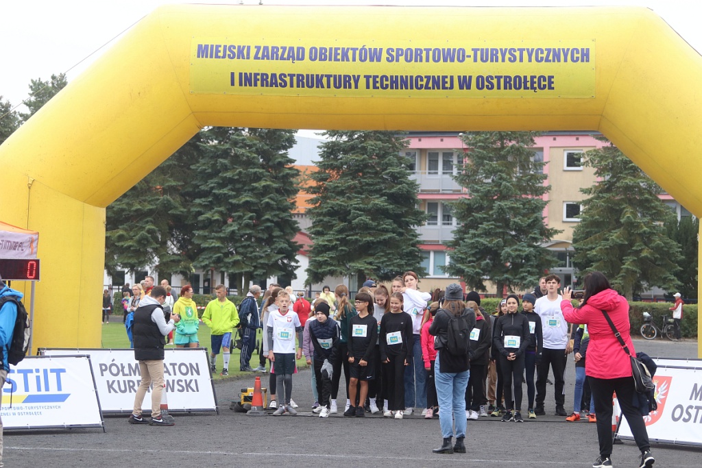 Półmaraton Kurpiowski: biegi dla dzieci [18.09.2022] - zdjęcie #70 - eOstroleka.pl