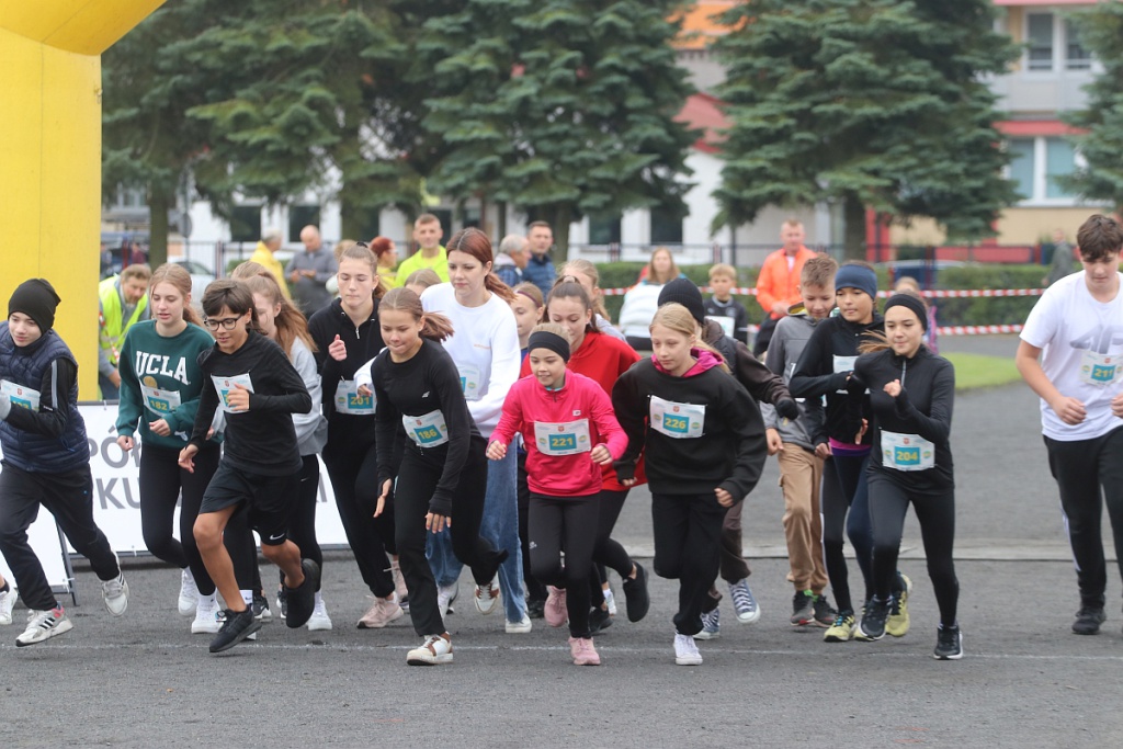 Półmaraton Kurpiowski: biegi dla dzieci [18.09.2022] - zdjęcie #77 - eOstroleka.pl