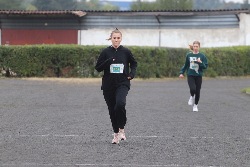 Półmaraton Kurpiowski: biegi dla dzieci [18.09.2022] - zdjęcie #102 - eOstroleka.pl