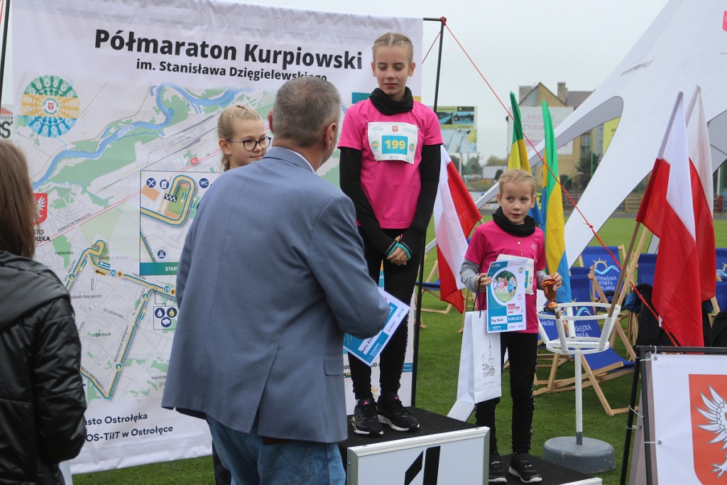Półmaraton Kurpiowski: biegi dla dzieci [18.09.2022] - zdjęcie #91 - eOstroleka.pl