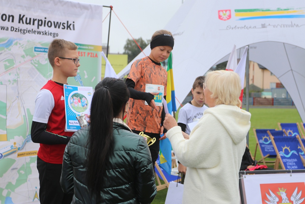 Półmaraton Kurpiowski: biegi dla dzieci [18.09.2022] - zdjęcie #83 - eOstroleka.pl
