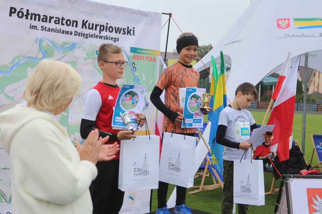 Półmaraton Kurpiowski: biegi dla dzieci [18.09.2022] - zdjęcie #82 - eOstroleka.pl