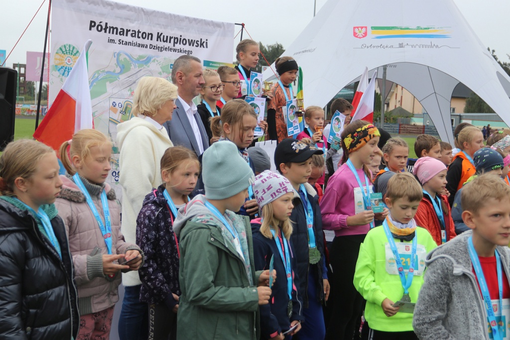 Półmaraton Kurpiowski: biegi dla dzieci [18.09.2022] - zdjęcie #65 - eOstroleka.pl