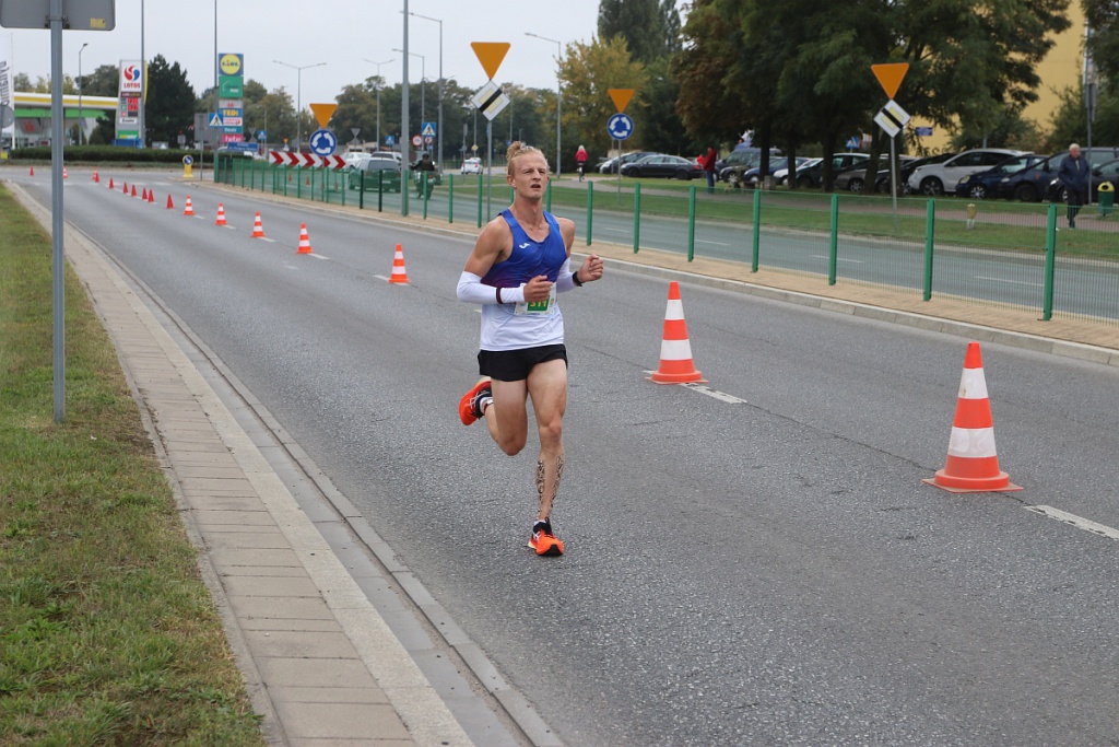 Półmaraton Kurpiowski 2022 [18.09.2022] - zdjęcie #117 - eOstroleka.pl