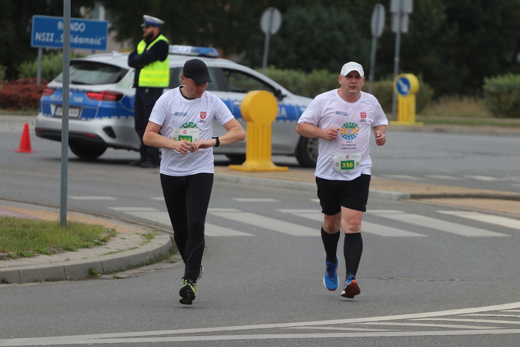 Półmaraton Kurpiowski 2022 [18.09.2022] - zdjęcie #58 - eOstroleka.pl