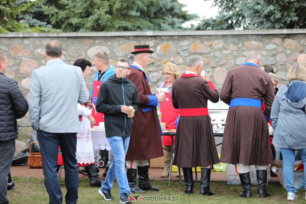 Dożynki parafialne w Lipnikach [18.09.2022] - zdjęcie #15 - eOstroleka.pl