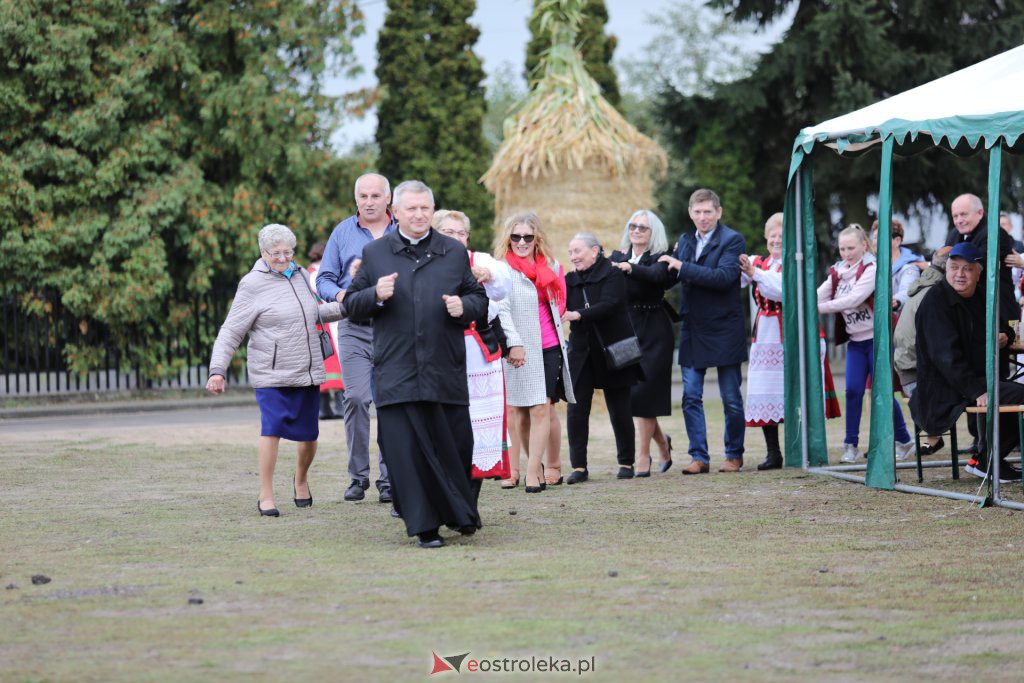 Dożynki parafialne w Lipnikach [18.09.2022] - zdjęcie #59 - eOstroleka.pl