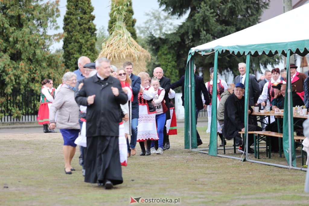 Dożynki parafialne w Lipnikach [18.09.2022] - zdjęcie #60 - eOstroleka.pl