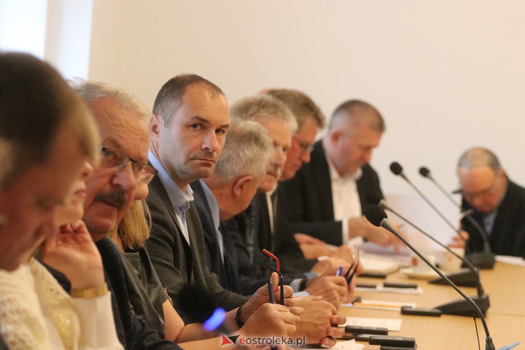 Sesja rady powiatu [19.09.2022] - zdjęcie #9 - eOstroleka.pl