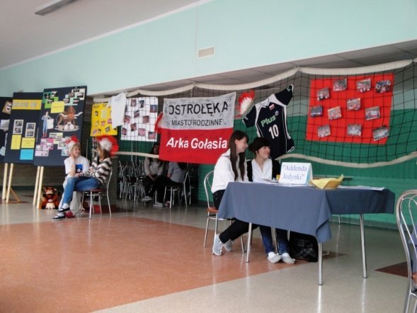 Dzień promocji i talentu w Gimnazjum nr 1 (21.03.2011) - zdjęcie #20 - eOstroleka.pl