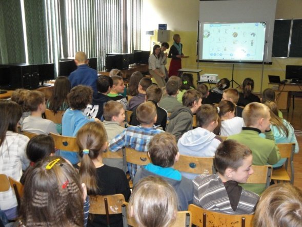 Dzień promocji i talentu w Gimnazjum nr 1 (21.03.2011) - zdjęcie #17 - eOstroleka.pl