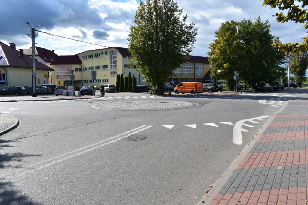 Łyse. Nowe rondo rozwiązało problemy kierowców [22.09.2022] - zdjęcie #4 - eOstroleka.pl