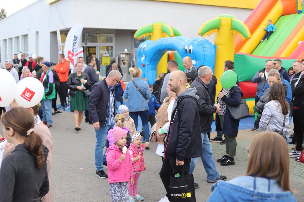 Piknik urodzinowy Centrobud [24.09.2022] - zdjęcie #8 - eOstroleka.pl