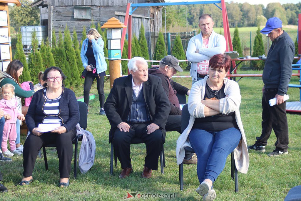 Rodzinny piknik w Daniszewie. Moc nietuzinkowej zabawy przy pięknej jesiennej pogodzie [24.09.2022] - zdjęcie #3 - eOstroleka.pl