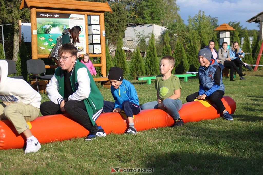 Rodzinny piknik w Daniszewie. Moc nietuzinkowej zabawy przy pięknej jesiennej pogodzie [24.09.2022] - zdjęcie #6 - eOstroleka.pl