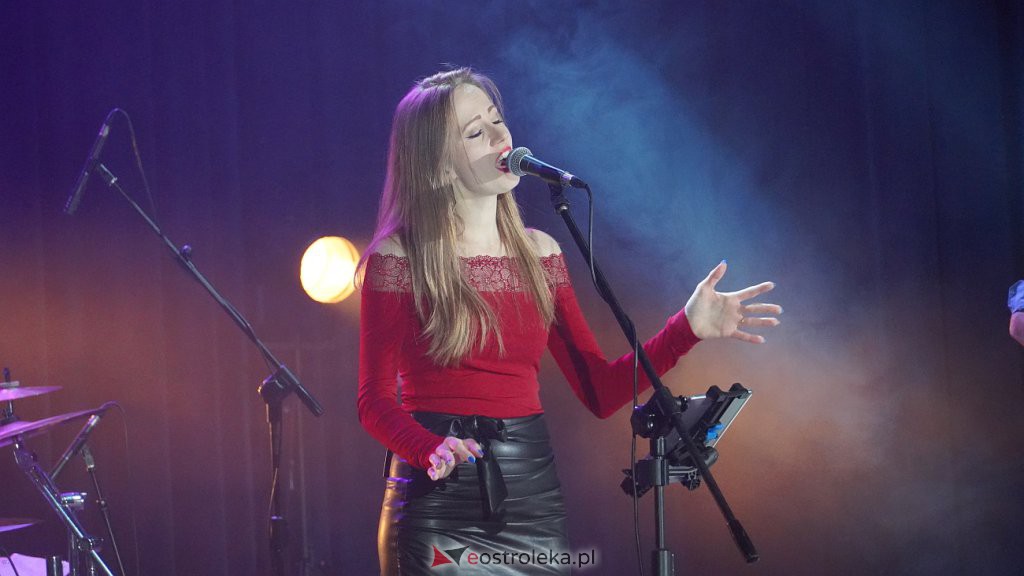 Marta Szefke Groove Band - koncert zespołu bluesowego w OCK [24.09.2022] - zdjęcie #12 - eOstroleka.pl
