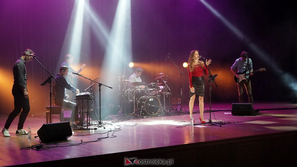 Marta Szefke Groove Band - koncert zespołu bluesowego w OCK [24.09.2022] - zdjęcie #1 - eOstroleka.pl