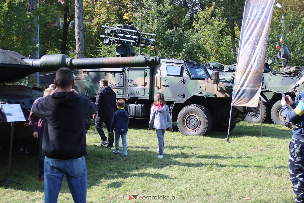 Piknik militarny w “dwójce”. Można z bliska przyjrzeć się ciekawym pojazdom wojsk NATO [25.09.2022] - zdjęcie #6 - eOstroleka.pl