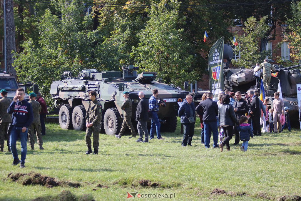 Piknik militarny w “dwójce”. Można z bliska przyjrzeć się ciekawym pojazdom wojsk NATO [25.09.2022] - zdjęcie #17 - eOstroleka.pl