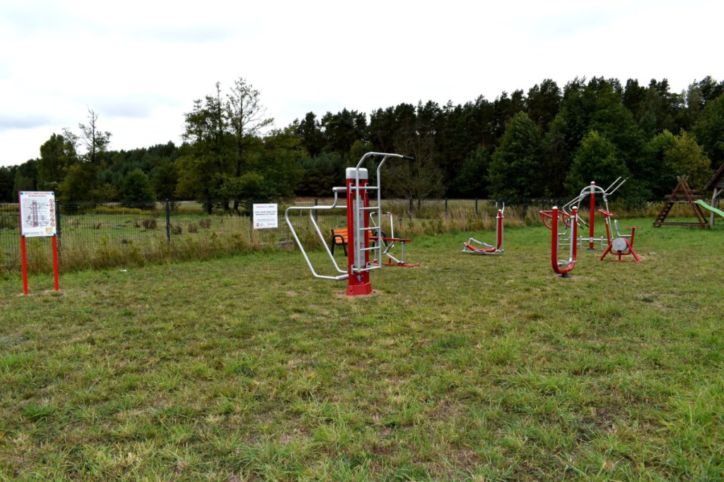 Nowe siłownie zewnętrzne w gminie Łyse - zdjęcie #11 - eOstroleka.pl