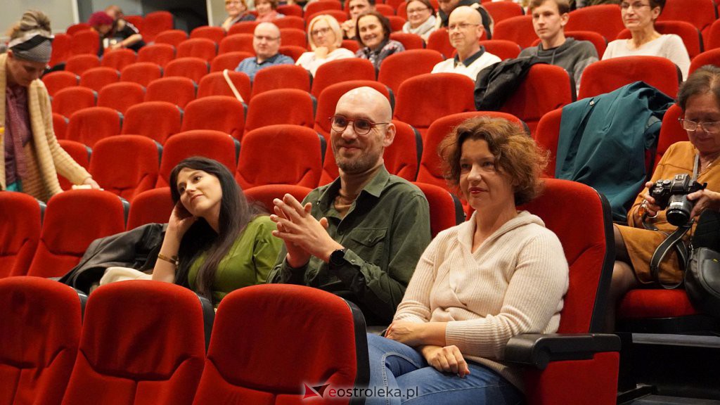 30. lat Dyskusyjnego Klubu Filmowego Rejs. Barbara Cichoń uhonorowana Medalem Pamiątkowym Pro Masovia [26.09.2022] - zdjęcie #16 - eOstroleka.pl