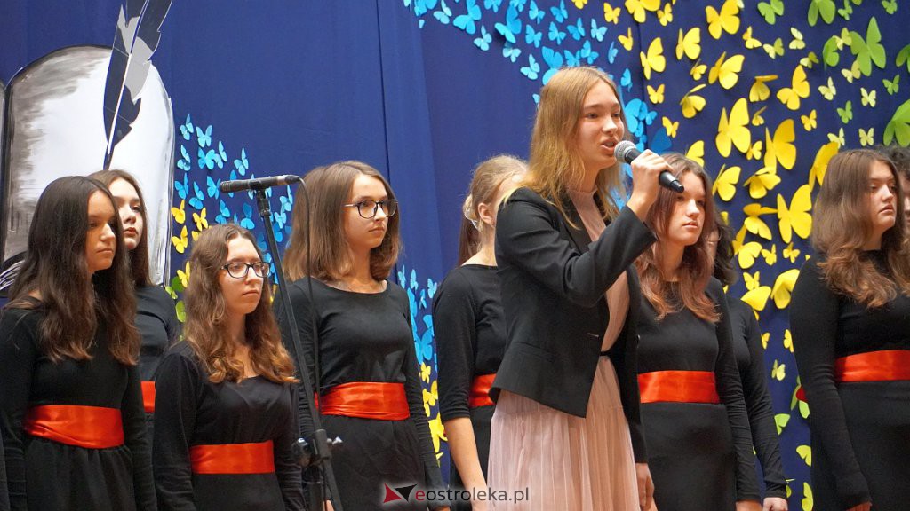 Samorządowa Gala Uczniowska. Wyróżniono prawie 200 uczniów [28.09.2022] - zdjęcie #18 - eOstroleka.pl