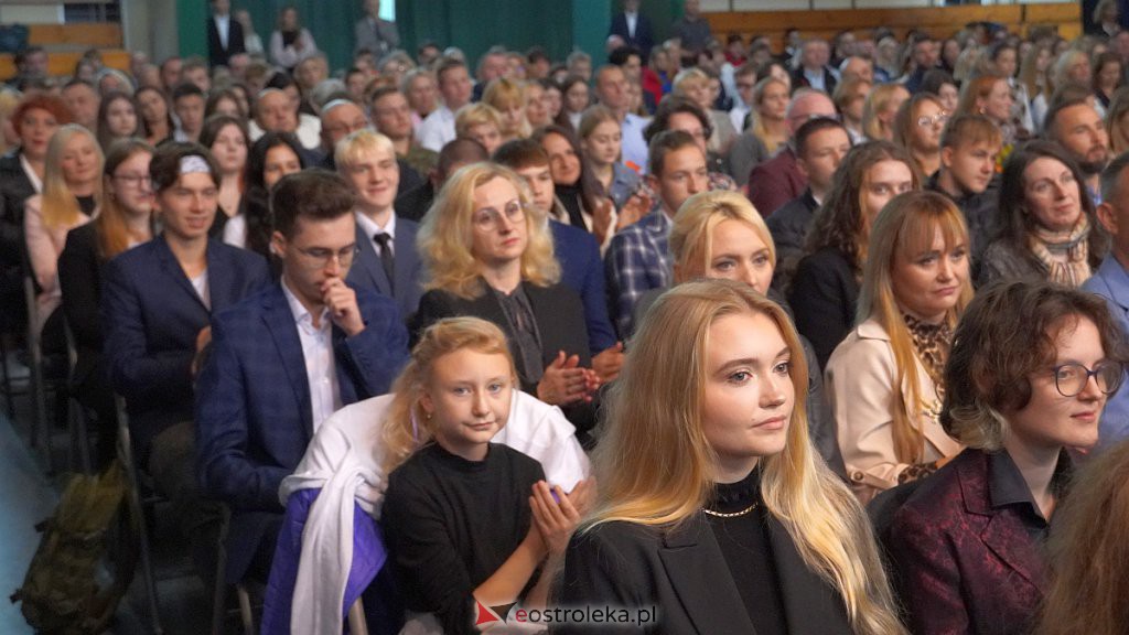 Samorządowa Gala Uczniowska. Wyróżniono prawie 200 uczniów [28.09.2022] - zdjęcie #26 - eOstroleka.pl