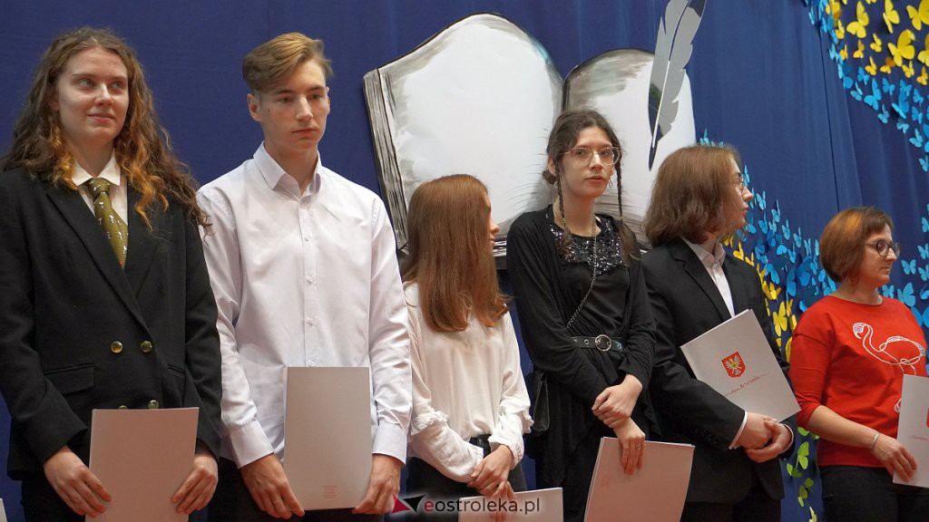 Samorządowa Gala Uczniowska. Wyróżniono prawie 200 uczniów [28.09.2022] - zdjęcie #239 - eOstroleka.pl