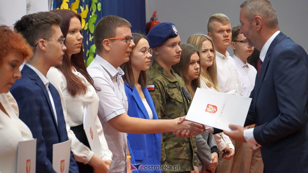 Samorządowa Gala Uczniowska. Wyróżniono prawie 200 uczniów [28.09.2022] - zdjęcie #217 - eOstroleka.pl