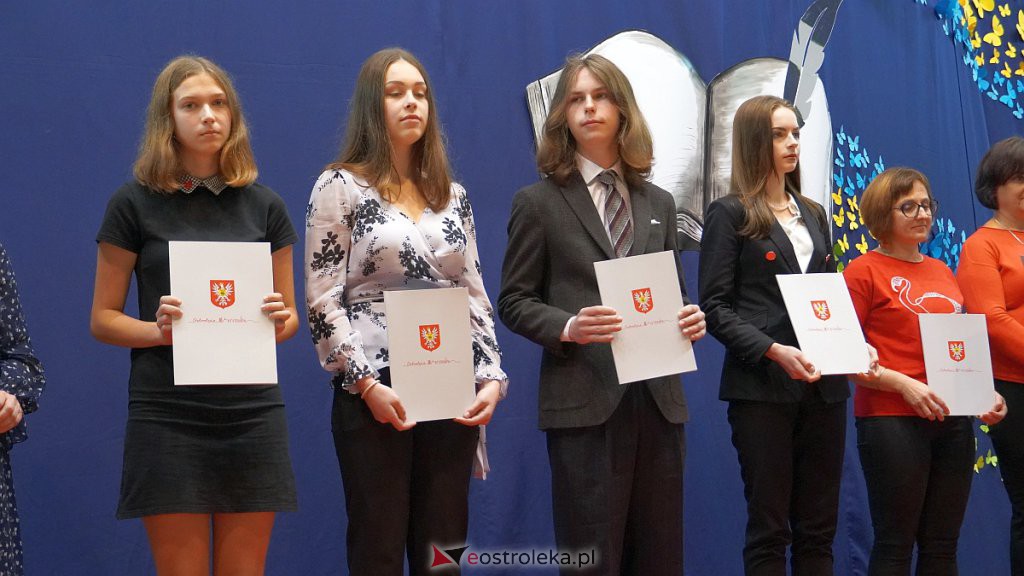Samorządowa Gala Uczniowska. Wyróżniono prawie 200 uczniów [28.09.2022] - zdjęcie #105 - eOstroleka.pl