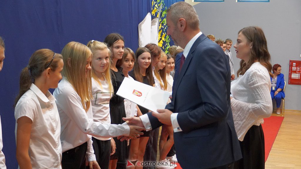 Samorządowa Gala Uczniowska. Wyróżniono prawie 200 uczniów [28.09.2022] - zdjęcie #224 - eOstroleka.pl