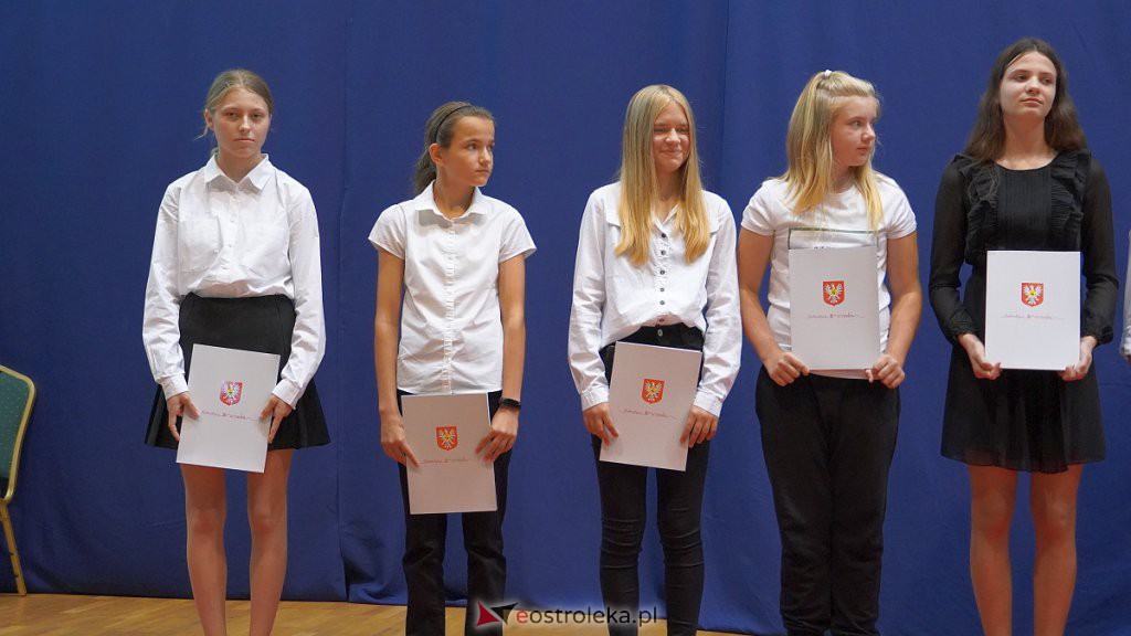 Samorządowa Gala Uczniowska. Wyróżniono prawie 200 uczniów [28.09.2022] - zdjęcie #188 - eOstroleka.pl