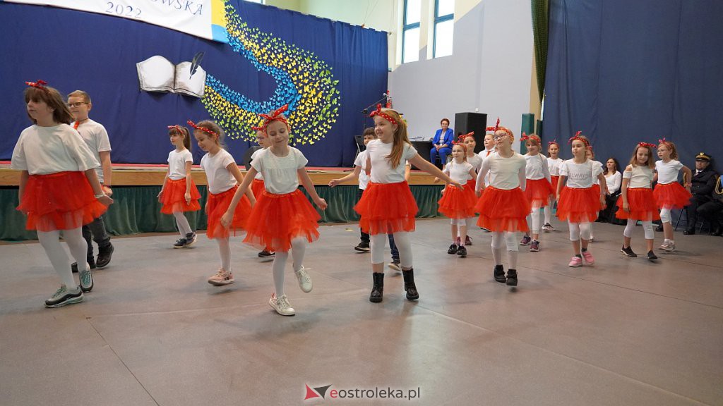 Samorządowa Gala Uczniowska. Wyróżniono prawie 200 uczniów [28.09.2022] - zdjęcie #124 - eOstroleka.pl