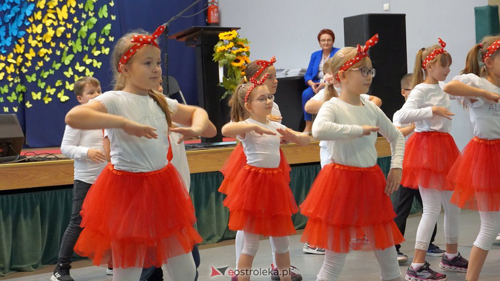Samorządowa Gala Uczniowska. Wyróżniono prawie 200 uczniów [28.09.2022] - zdjęcie #118 - eOstroleka.pl