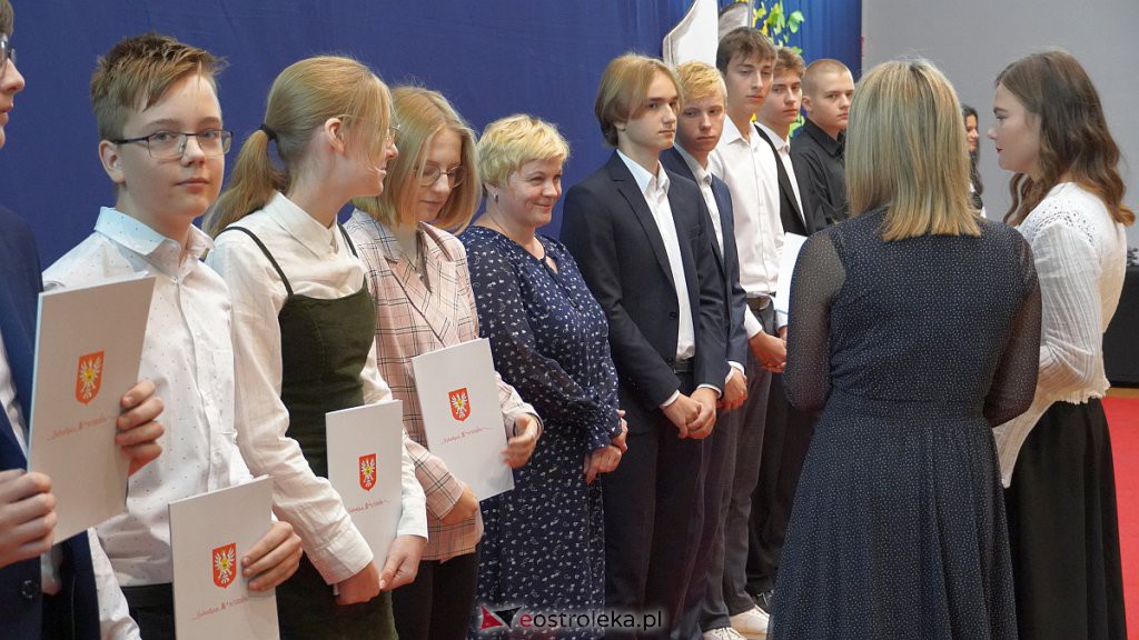 Samorządowa Gala Uczniowska. Wyróżniono prawie 200 uczniów [28.09.2022] - zdjęcie #104 - eOstroleka.pl